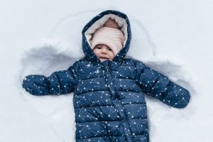 tous mes conseils de baby planner pour assurer le confort et le bien-être de bébé qui arrive en hiver